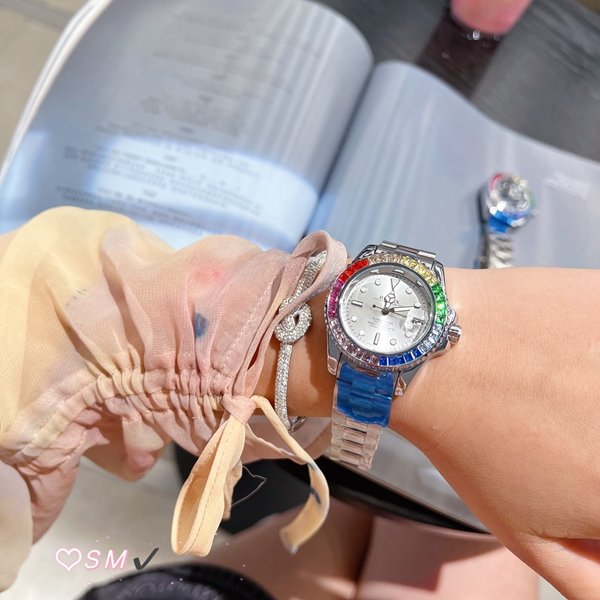 ブランド時計角部分ディテール